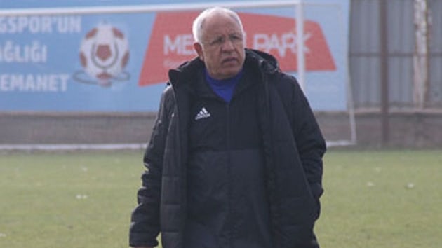 Elazspor Teknik Direktr Hseyin Kalpar grevinden ayrlyor