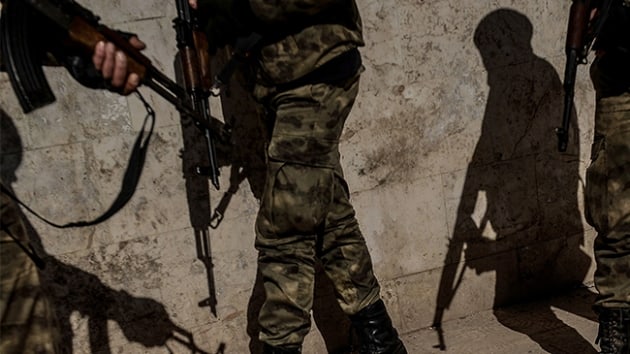 PKK/PYD'li terristler Suriye Krt Ulusal Konseyinin muhalif iki yesini kard