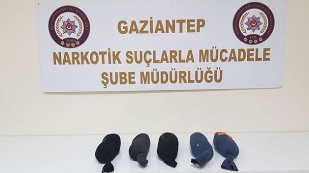 Gaziantep'te orap iindeki uyuturucu sevkiyatna polis darbesi