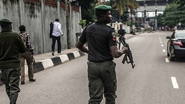 Nijerya'da polise silahl saldr: 4 polis ld, 10 polis karld