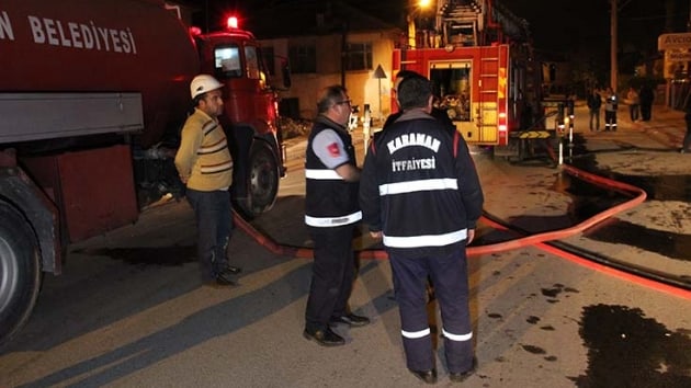 Karaman'da bir evin mutfanda kan yangnda ev sakinlerini yoldan geen vatandalar kurtard