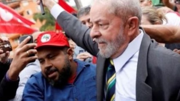 Brezilya'da eski Devlet Bakan Lula'nn apartman dairesinde eylem