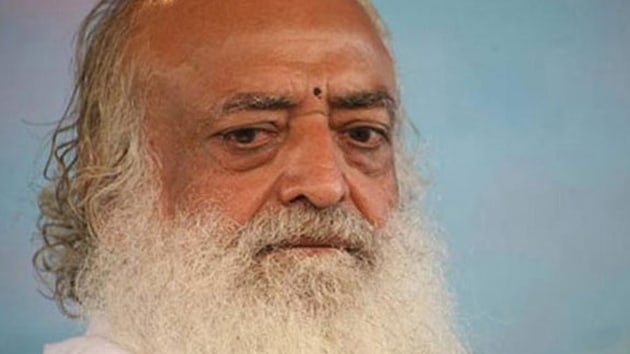 77 yandaki Hintli guru tecavzden yarglanyor