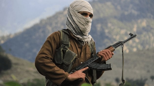 Afganistan'da Taliban'dan pusu: 2'si polis 13 kii karld 