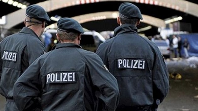 Avrupa, Trkiye'deki OHALi eletirdi: Almanya'da polis faizmi yasalat 