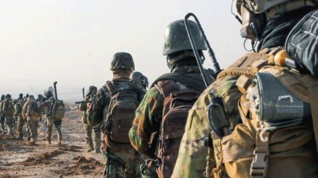 Esed rejimi Suriye'nin kuzeyinde terr rgt YPG/PKK'y destekleyen Fransz askerlerini alkoydu