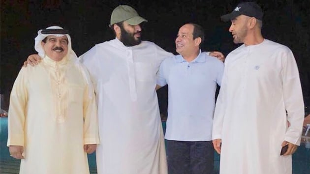 Katar'a abluka uygulayan lkelerin liderleri Msr'da bir araya  geldi