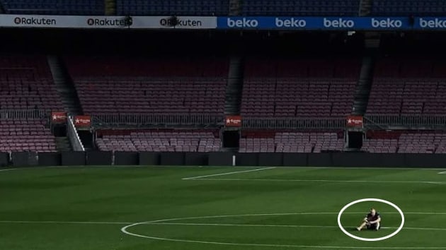 Andres Iniesta, Camp Nou'ya veda etmekte zorland