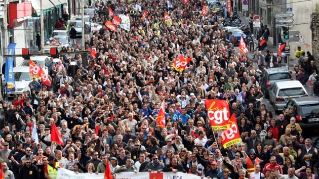 Fransada memurlar da greve balyor