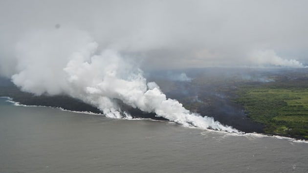 Patlayan Kilauea Yanarda asit bulutlar meydana getirdi  