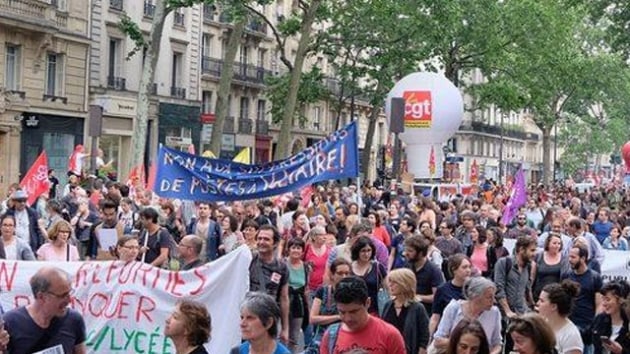 Fransa'da memurlar nc kez genel grevde 