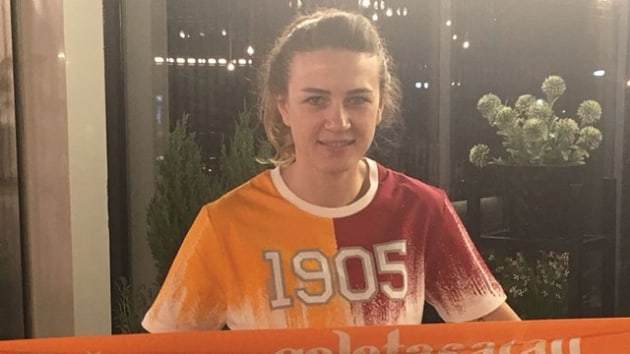 Galatasaray Kadn Voleybol takmnda transfer