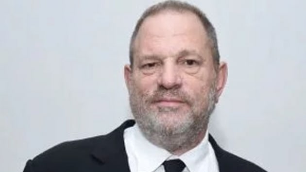 Tacizle sulanan Weinstein New York'ta teslim oldu     