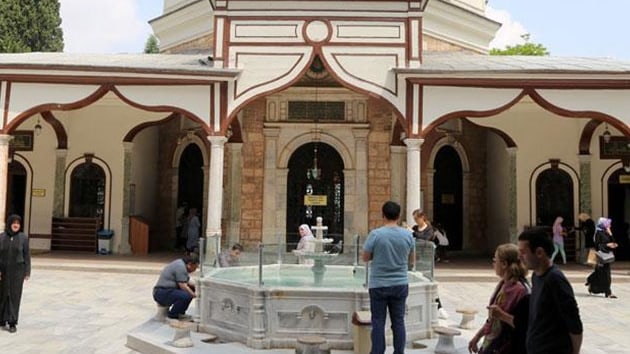 Bursa'nn manevi bykleri: Emir Sultan ve ftade Hazretleri