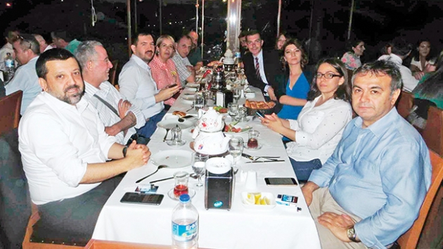TrkMedyada iftar gelenei  