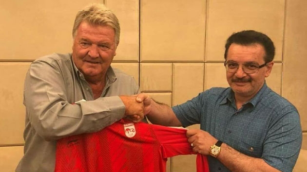 Erturul Salam'n yerine John Benjamin Toshack!