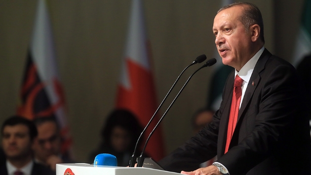 Cumhurbakan Erdoan, Esenler Drtyol Meydanndaki '10 Bin Hatim 100 Bin Dua' programnda konutu