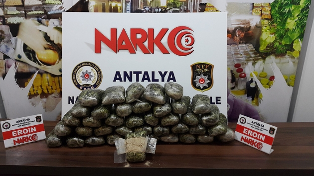 Antalya'da 21 kilo 360 gram eroin ele geirildi