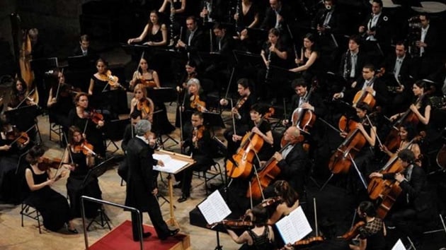 KSV tarafndan dzenlenen festival, ngiliz Oda Orkestras eliinde Gher ve Sher Pekinel konseriyle son buldu