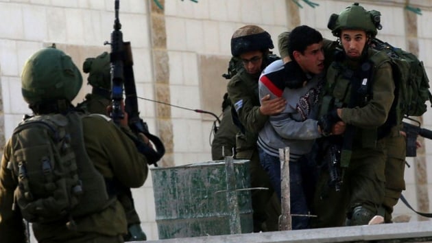 srail askerleri Bat eria'da 8 Filistinliyi yaralad       