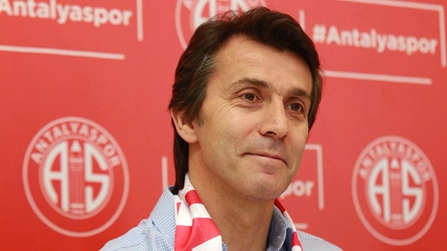 Blent Korkmaz, Antalyaspor'la szleme imzalad