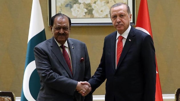 Cumhurbakan Erdoan, Pakistan Cumhurbakan Hseyin'le telefonla grerek bayramlat