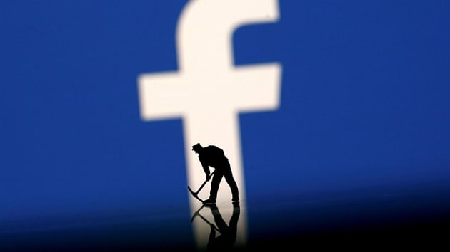 Facebook'un kullanclaryla ilgili toplad bilgilerin listesi yaynland