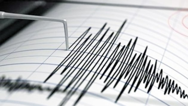 Van'da 4,7 byklnde deprem meydana geldi
