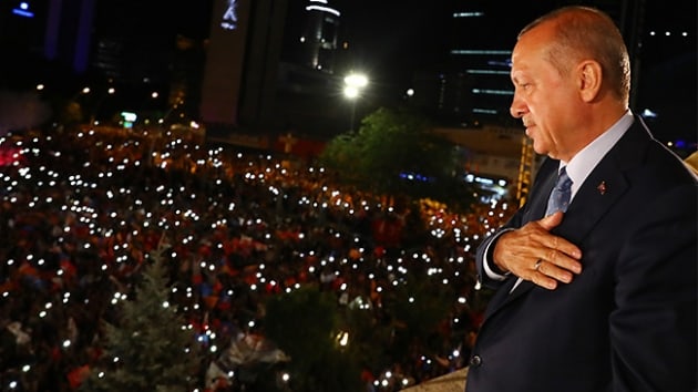 Cumhurbakan Erdoan'n seim baars Asya basnnda: Erdoan Trkiyedeki cumhurbakan seiminde zafer ilan etti