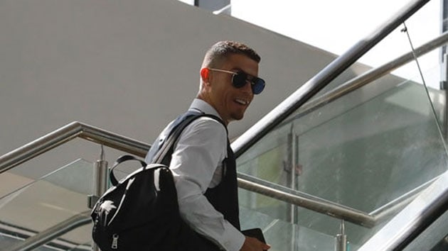 Ronaldo, Juventus'a transfer oldu