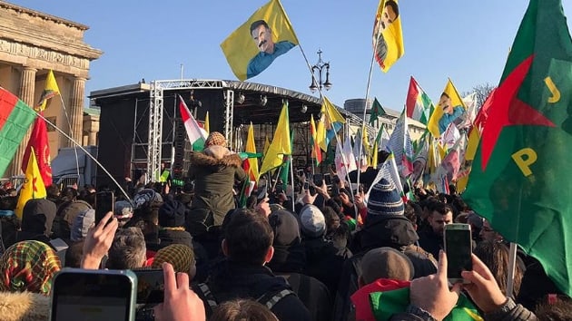 Almanya YPG'nin terr rgt PKK'nn uzants olduunu kabul etti