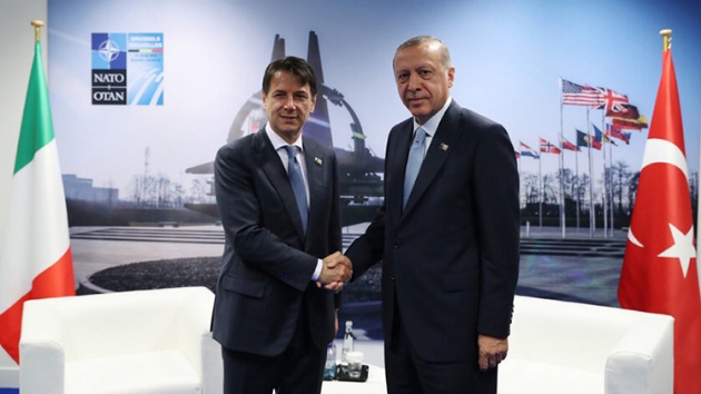 Brksel'de bulunan Cumhurbakan Erdoan, talya Babakan Conte'yi kabul etti