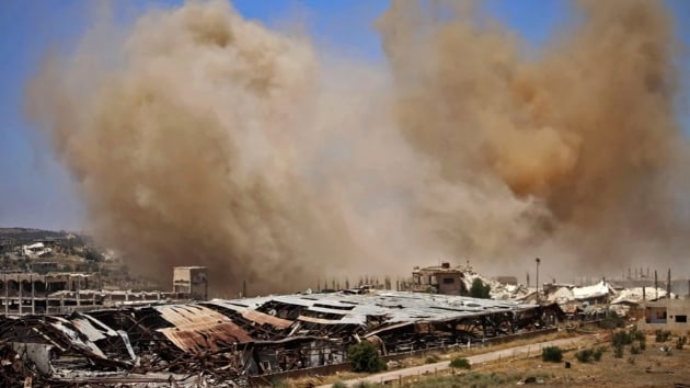 Suriye'de Esed rejiminin hava saldrlar devam ediyor