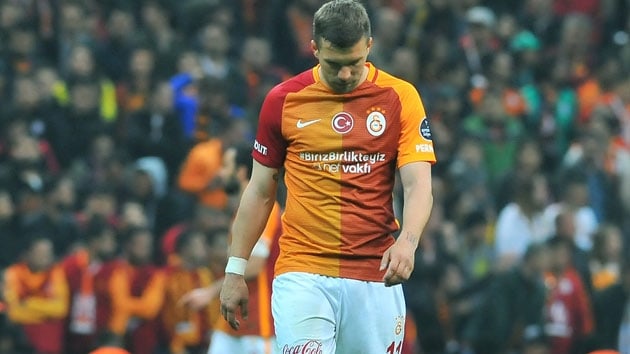 Podolski: Galatasaray' ve taraftar ok zledim