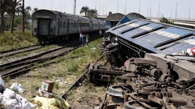Msrda tren devrildi: En az 34 yaral  