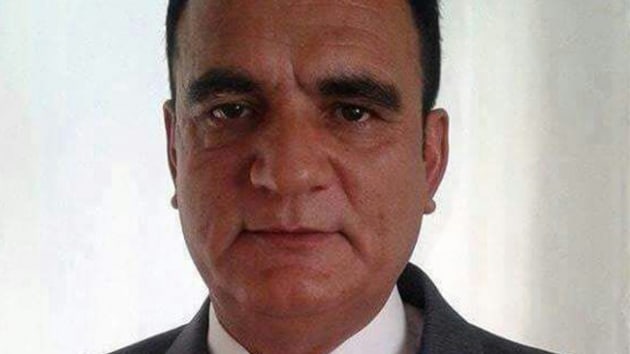 CHP le Bakan ahin, l Bakan'ndan iddet grdn ileri srerek grevinden istifa etti