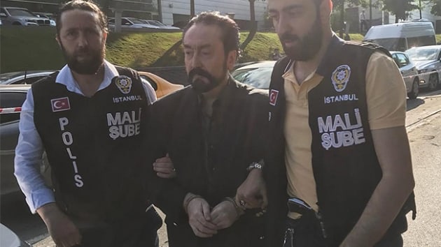 Polis ekipleri, Adnan Oktar rgtnn kayp 200 milyon TLsini aryor