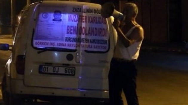 Adana'da dolandrldn iddia eden bir kii megafonla parasn istedi 