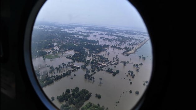 Bereket ve felaketi bir arada Asya'ya tayan muson yamurlar, her yl ciddi can ve mal kayplarna yol ayor