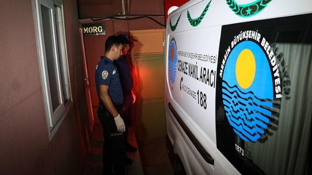 KKTC aklarnda mltecileri tayan teknenin batmas sonucu len 19 kiinin cenazesi Adana'ya nakledildi