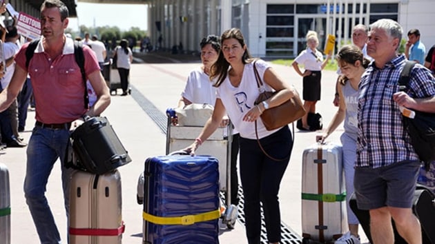 Antalya, turizmde 6 milyon bandn geti