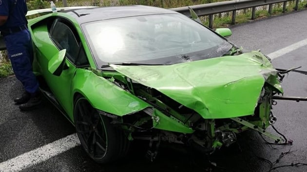 Osmanlsporlu milli futbolcu Serdar Grler, trafik kazas geirdi