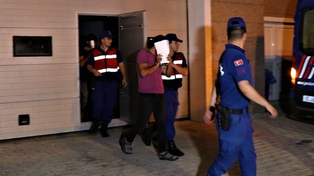 Burdur'da uyuturucu operasyonunda 5 tutuklama