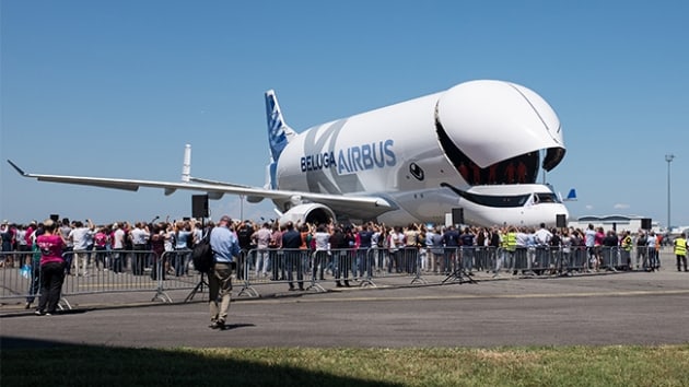 Airbus'n 'balina grnml' kargo ua gkyz ile bulutu     