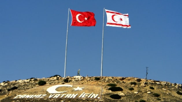 KKTC Ankara Bykelisi, Genelkurmay Bakan Gler'i ziyaret etti.