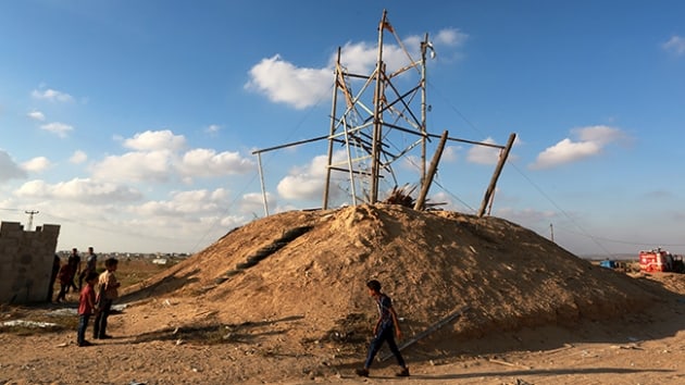 Atekese ramen srail Gazze'yi tank atyla vurdu
