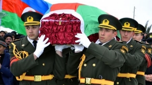 Azerbaycan-Ermenistan cephe hattnda kan atmada bir azeri asker ehit oldu