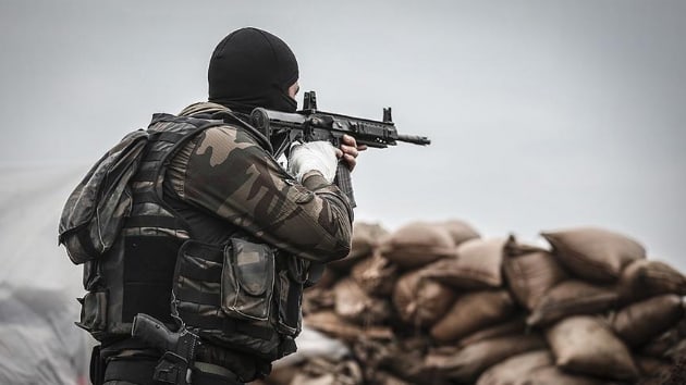 Diyarbakr'da PKK'l terrist etkisiz hale getirildi 