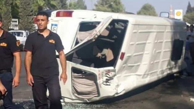 Kahramanmarata trafik kazas: 3 ar 12 yaral  