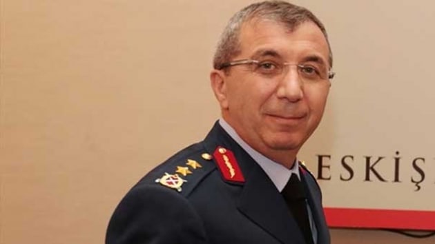 Eski general Yksel'in 15 Temmuz gecesine ait yazmalar ortaya kt
